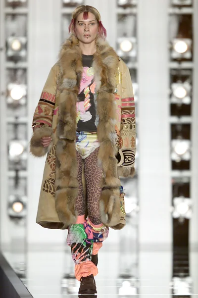 Look 13